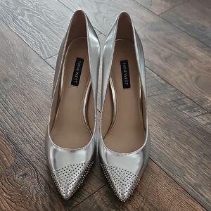 Nine West Silver Studded Women's Heels NWOT